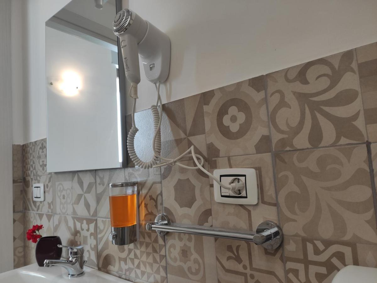 Casta Diva Holiday Rooms Катания Экстерьер фото