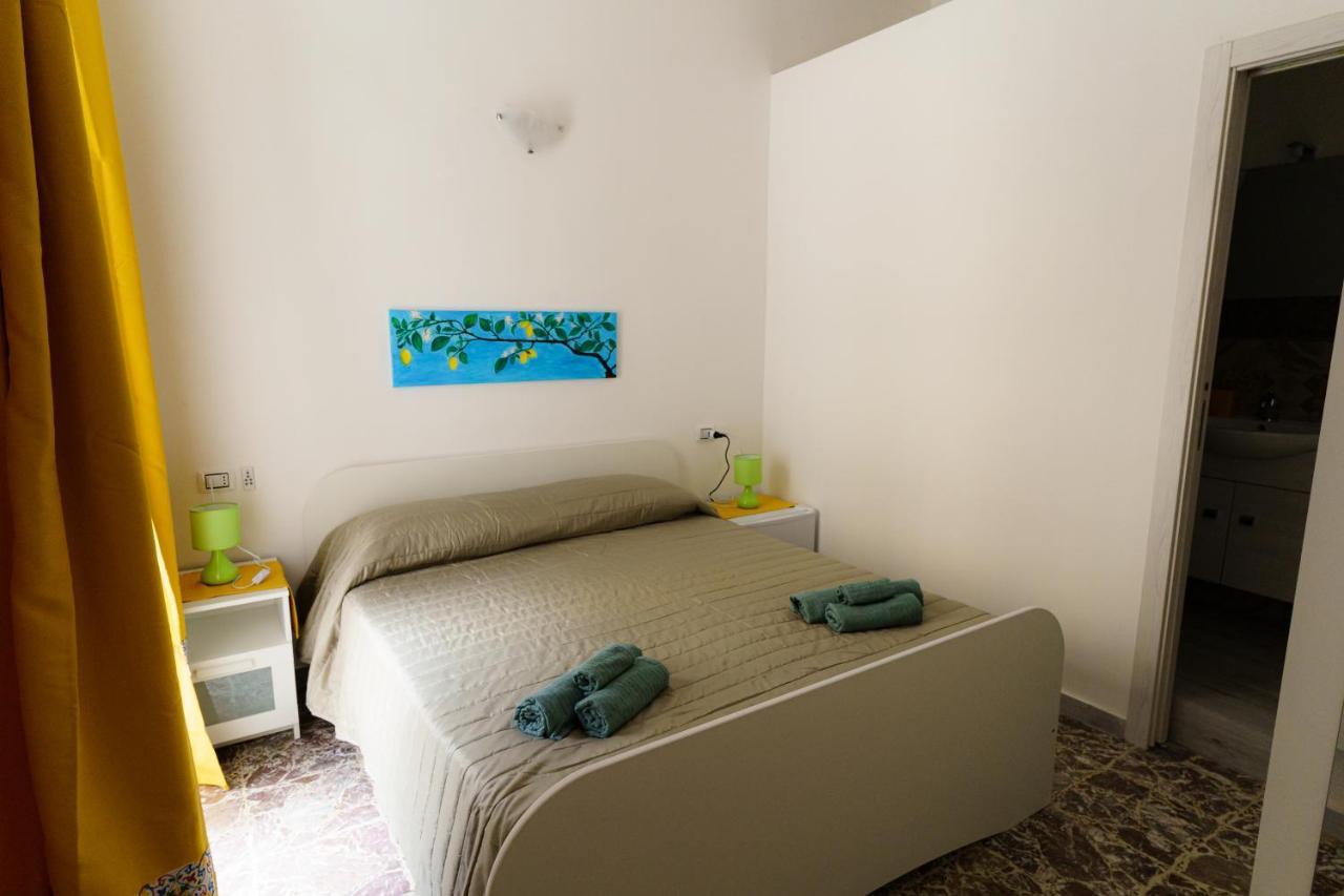 Casta Diva Holiday Rooms Катания Экстерьер фото